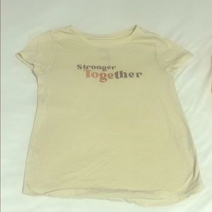 Girls Graphic tee size medium 8 in girls.